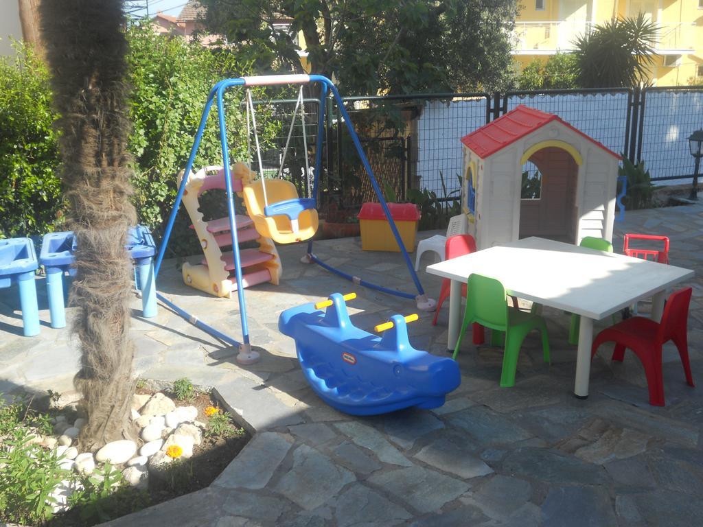 Elli Marina Studios And Apartments Benitses  Exterior foto